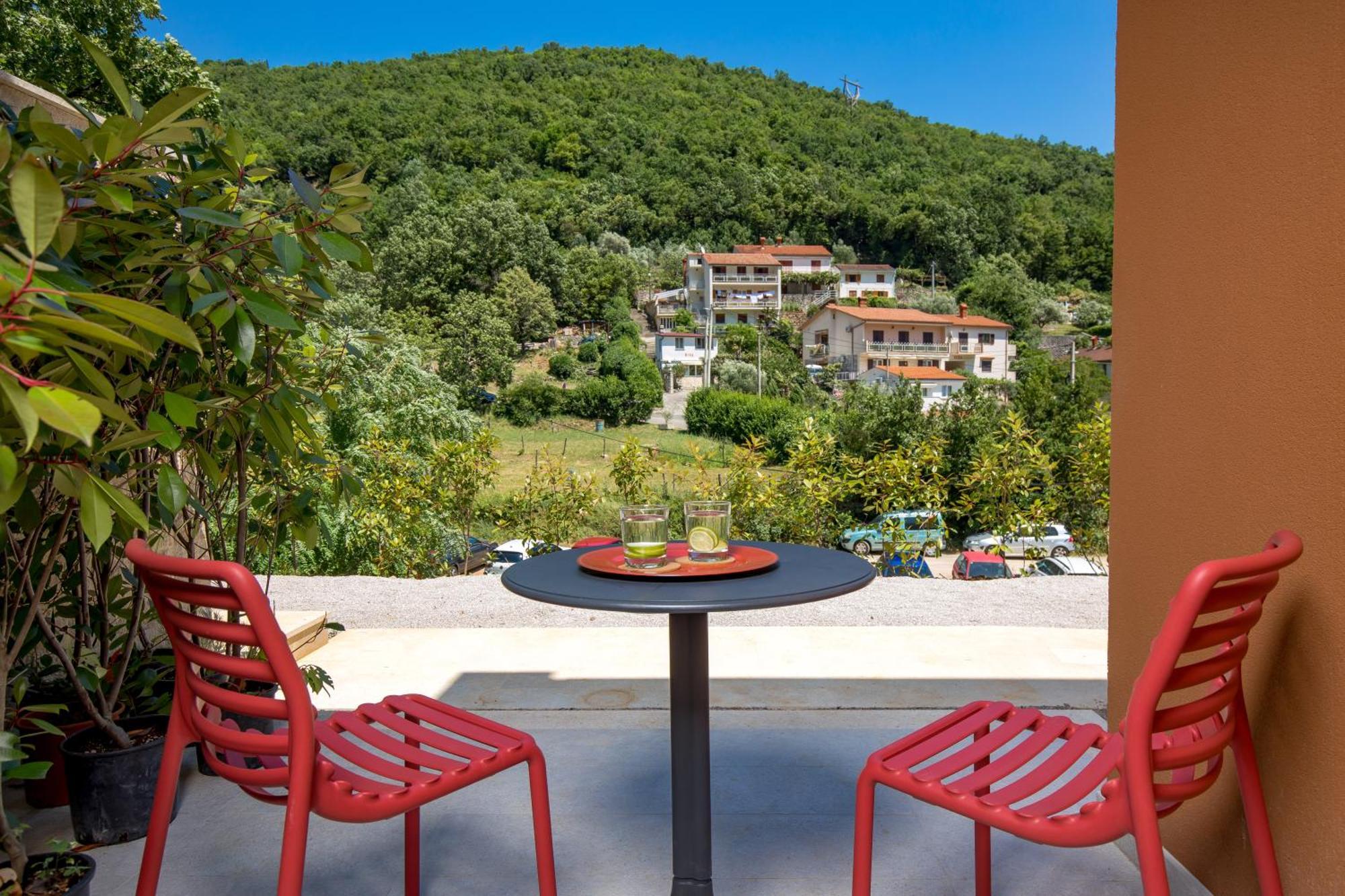 Perunika Bed & Breakfast Mošćenička Draga Exterior foto